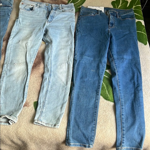 Assorted Blue Jeans Collection - Picture 3 of 4